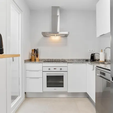 Apartamento Luxury Penthouse With Beautiful Rooftop At Location