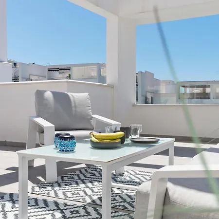 Luxury Penthouse With Beautiful Rooftop At Location Estepona
