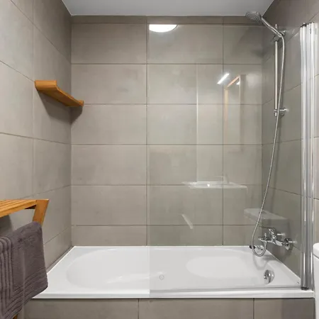 Apartment Luxury Penthouse With Beautiful Rooftop At Location Estepona