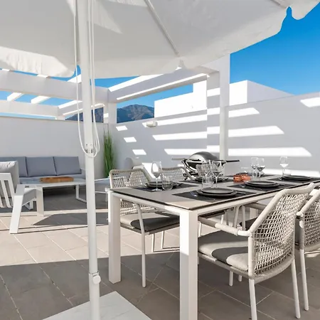 Apartment Luxury Penthouse With Beautiful Rooftop At Location Estepona