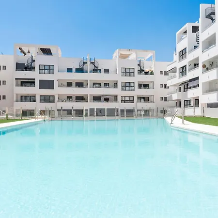 Luxury Penthouse With Beautiful Rooftop At Location شقة