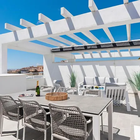Apartment Luxury Penthouse With Beautiful Rooftop At Location Estepona