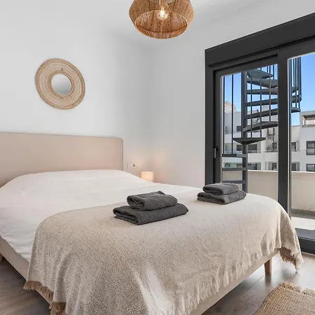 Luxury Penthouse With Beautiful Rooftop At Location Estepona