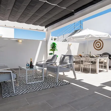 Apartman Luxury Penthouse With Beautiful Rooftop At Location Estepona
