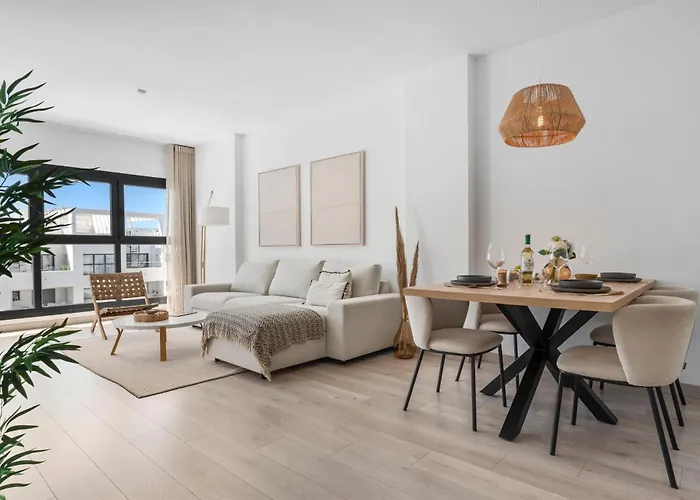 Luxury Penthouse With Beautiful Rooftop At Location 아파트