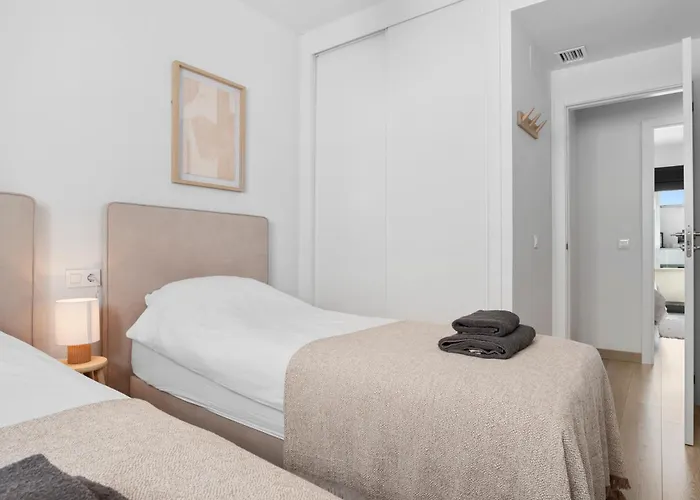 アパート Luxury Penthouse With Beautiful Rooftop At Location